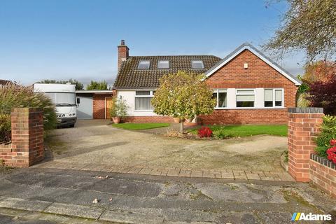 4 bedroom detached bungalow for sale, Tudor Close, Grappenhall, Warrington