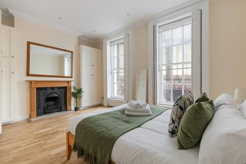 5 bedroom terraced house for sale, Commercial Road, London E14