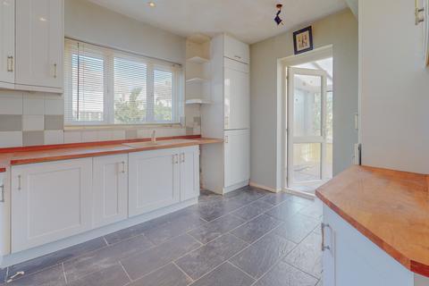 3 bedroom bungalow for sale, Essex Gardens, Birchington, CT7
