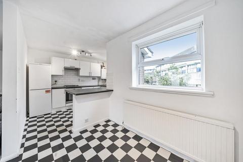 2 bedroom flat for sale, Clarence Avenue, Clapham