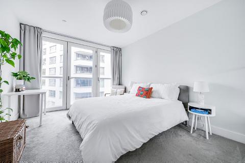 2 bedroom flat for sale, Sterling Way, Islington