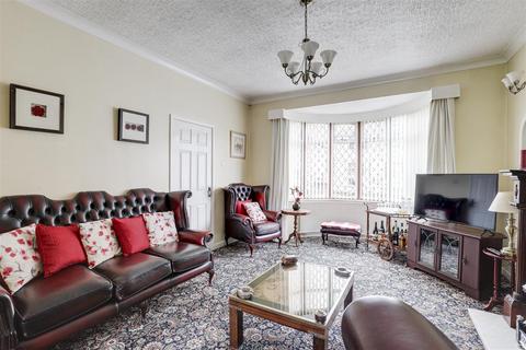 3 bedroom detached bungalow for sale, Frederick Avenue, Carlton NG4