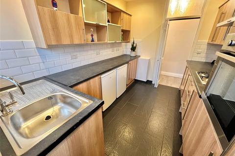 3 bedroom apartment to rent, Brownlow Road, London, N11