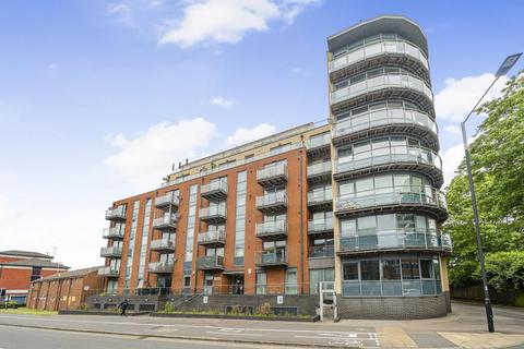 1 bedroom flat for sale, Slough,  Berkshire,  SL1