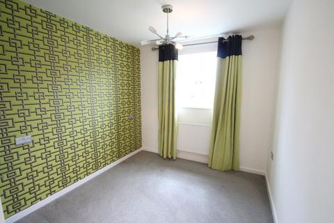 2 bedroom semi-detached house to rent, Watkin Road, Leicester