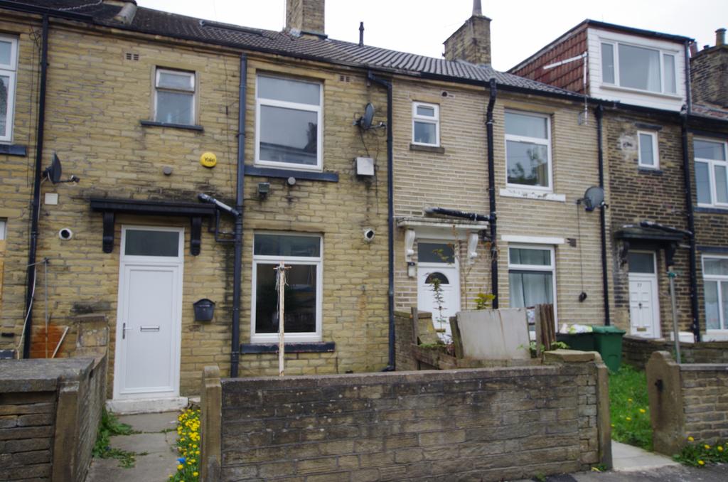 33 Cambridge Street, Bradford, BD7 3 BX