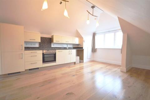 1 bedroom flat for sale, Southgate Street, Winchester, Hampshire, SO23