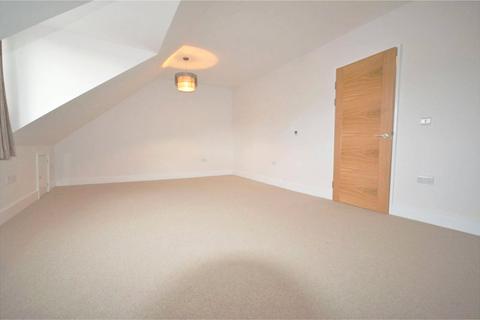 1 bedroom flat for sale, Southgate Street, Winchester, Hampshire, SO23