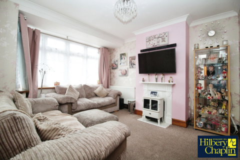 3 bedroom terraced house for sale, Gainsborough Road, Rainham, RM13