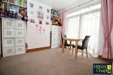 3 bedroom terraced house for sale, Gainsborough Road, Rainham, RM13