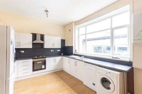 5 bedroom terraced house to rent, £90pppw - Chillingham Road, Heaton, NE6