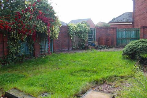 3 bedroom end of terrace house for sale, Brick Kiln Way, Donnington