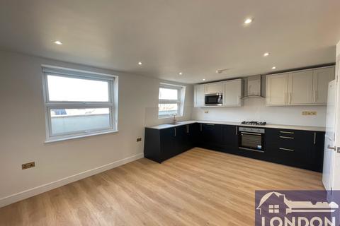 2 bedroom flat to rent, Kidderminster Road, Croydon CR0