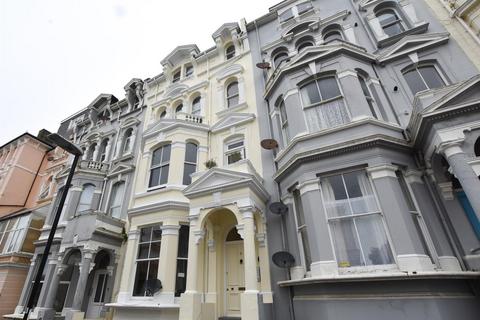 1 bedroom flat to rent, Warrior Gardens, St. Leonards-On-Sea TN37