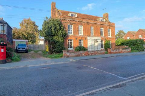 10 bedroom detached house for sale, Brightlingsea CO7