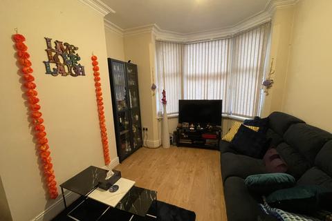 3 bedroom terraced house to rent, Walton Street, Leicester, Leicestershire, LE3