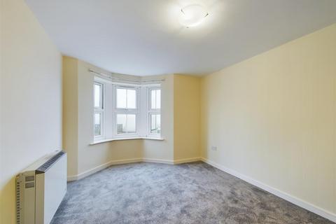 2 bedroom apartment for sale, Royal Sands, Scarborough YO12