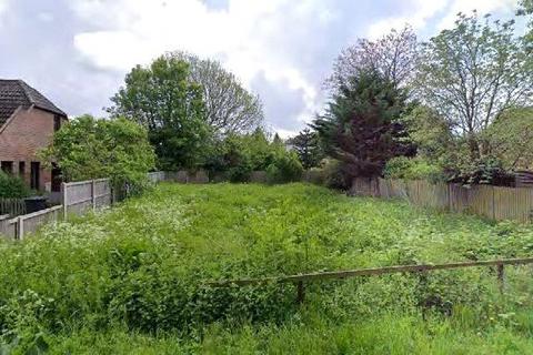 Plot for sale, High Street, Little Eversden, Cambridge