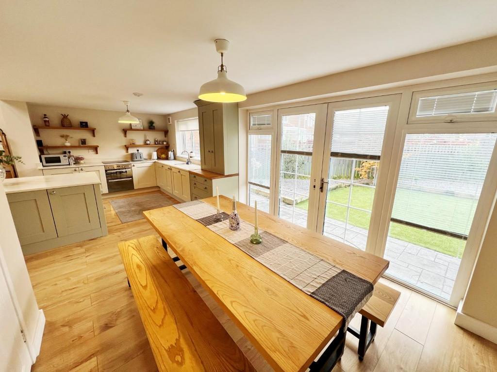 Kitchen/Diner/Family Room
