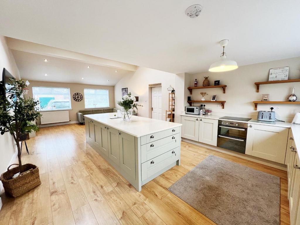 Kitchen/Diner/Family Room