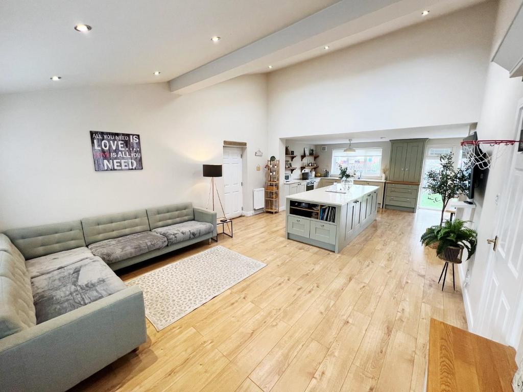 Kitchen/Diner/Family Room