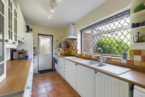 4 bedroom detached house for sale, Shrubbery Road, High Wycombe