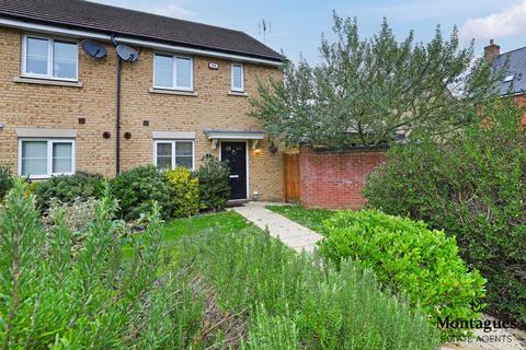1 King Henrys Walk, Epping, CM16 6FH