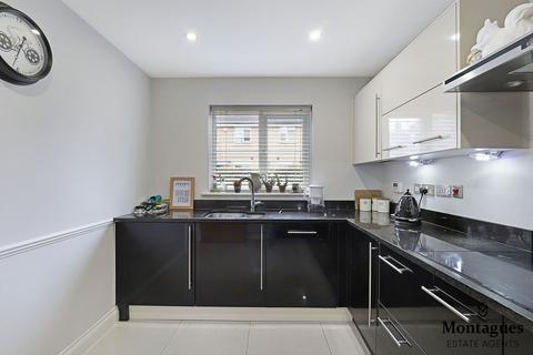 1 King Henrys Walk, Epping, CM16 6FH
