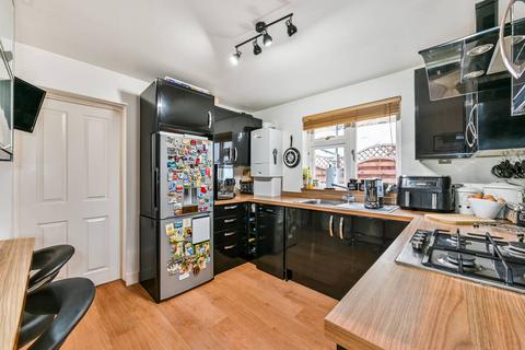 1 bedroom flat for sale, Gillies Street, Kentish Town, London, NW5