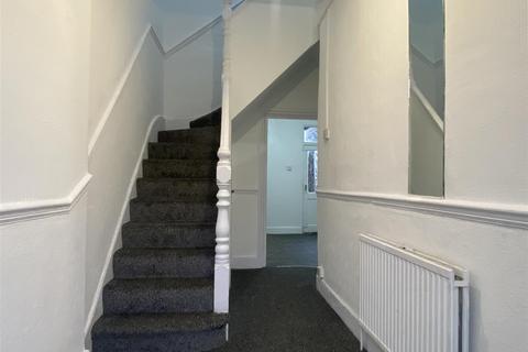 4 bedroom terraced house to rent, Goodmayes Avenue, Goodmayes, Ilford