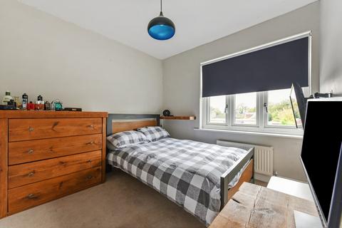 12 Headley Road, Liphook, GU30 7NP