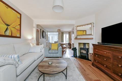 12 Headley Road, Liphook, GU30 7NP