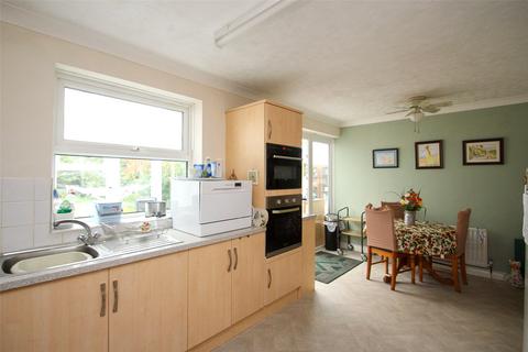 2 bedroom bungalow for sale, Westfield Common, Hamble, Southampton, Hampshire, SO31