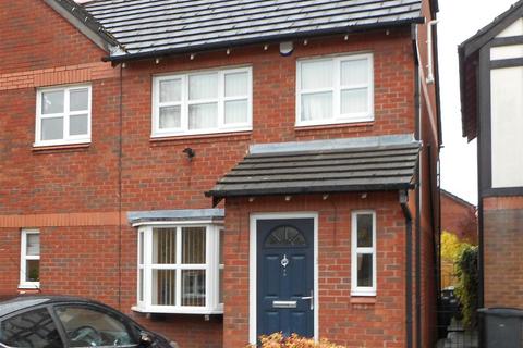 3 bedroom semi-detached house to rent, Muirfield Close, Bolton BL3