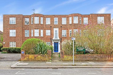 1 bedroom flat to rent, Richmond Road London SW20