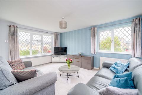 3 bedroom detached house for sale, Sandholme Drive, Burley in Wharfedale, Ilkley, West Yorkshire, LS29