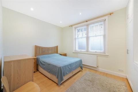 2 bedroom house for sale, Gwendolen Avenue, London