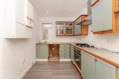 2 bedroom house for sale, Beamish Road, London N9