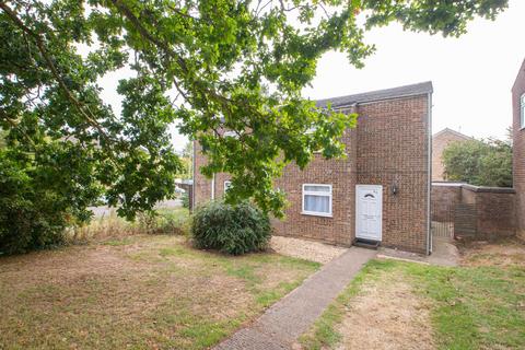 2 bedroom semi-detached house to rent, Williams Close, Hanslope