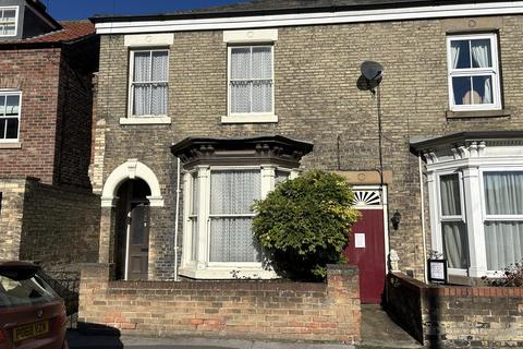 4 bedroom semi-detached house for sale, Hailgate, Howden