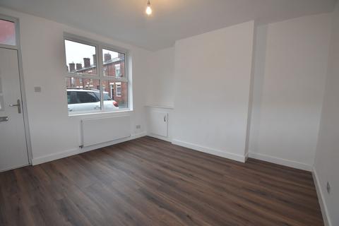 2 bedroom terraced house to rent, Prospect Street, Manchester M29