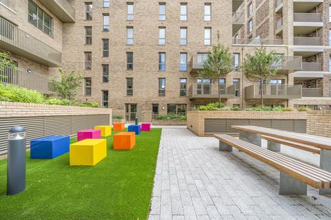 undefined, 12 Gallions Road, Beckton E16