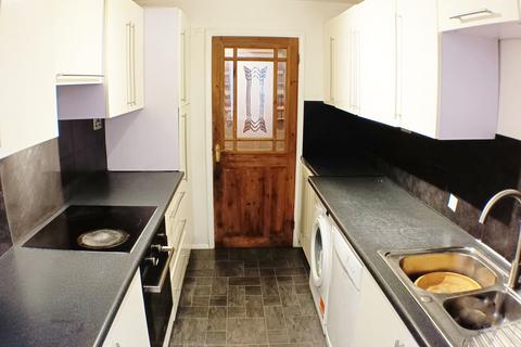 3 bedroom terraced house to rent, Falcon Avenue, Grays RM17