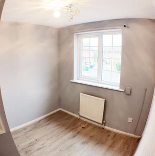 3 bedroom terraced house to rent, Falcon Avenue, Grays RM17