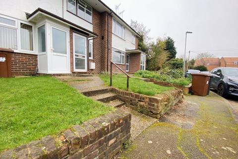 2 bedroom maisonette to rent, West View Court, Elstree and Borehamwood WD6