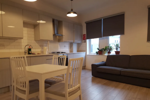 2 bedroom flat to rent, Leyton, London E10