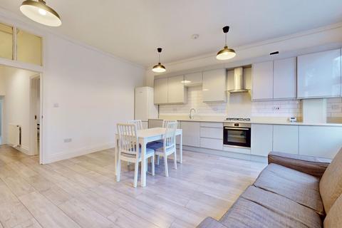 2 bedroom flat to rent, Leyton, London E10