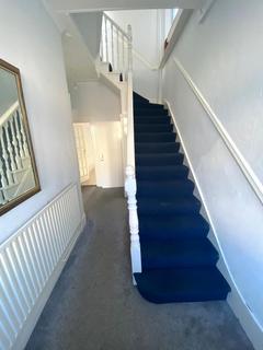 4 bedroom semi-detached house to rent, London E10