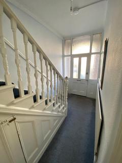 4 bedroom semi-detached house to rent, London E10