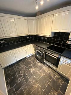 2 bedroom flat to rent, London E13